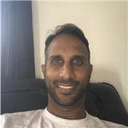 Professeur Tuteur pour la langue anglaise. De nationalité mauricienne, je possède un excellent niveau d’anglais du fait de ma scolarité à Cambridge et surtout que la langue officielle de mon pays est bien entendu l’anglais. J’ai acquis une belle idée expé